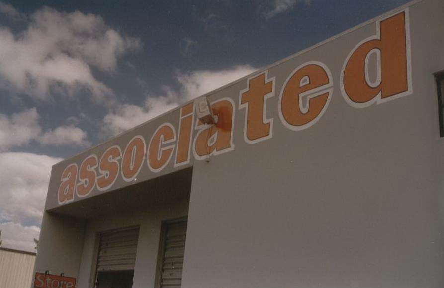 Associated Paint 001a.jpg